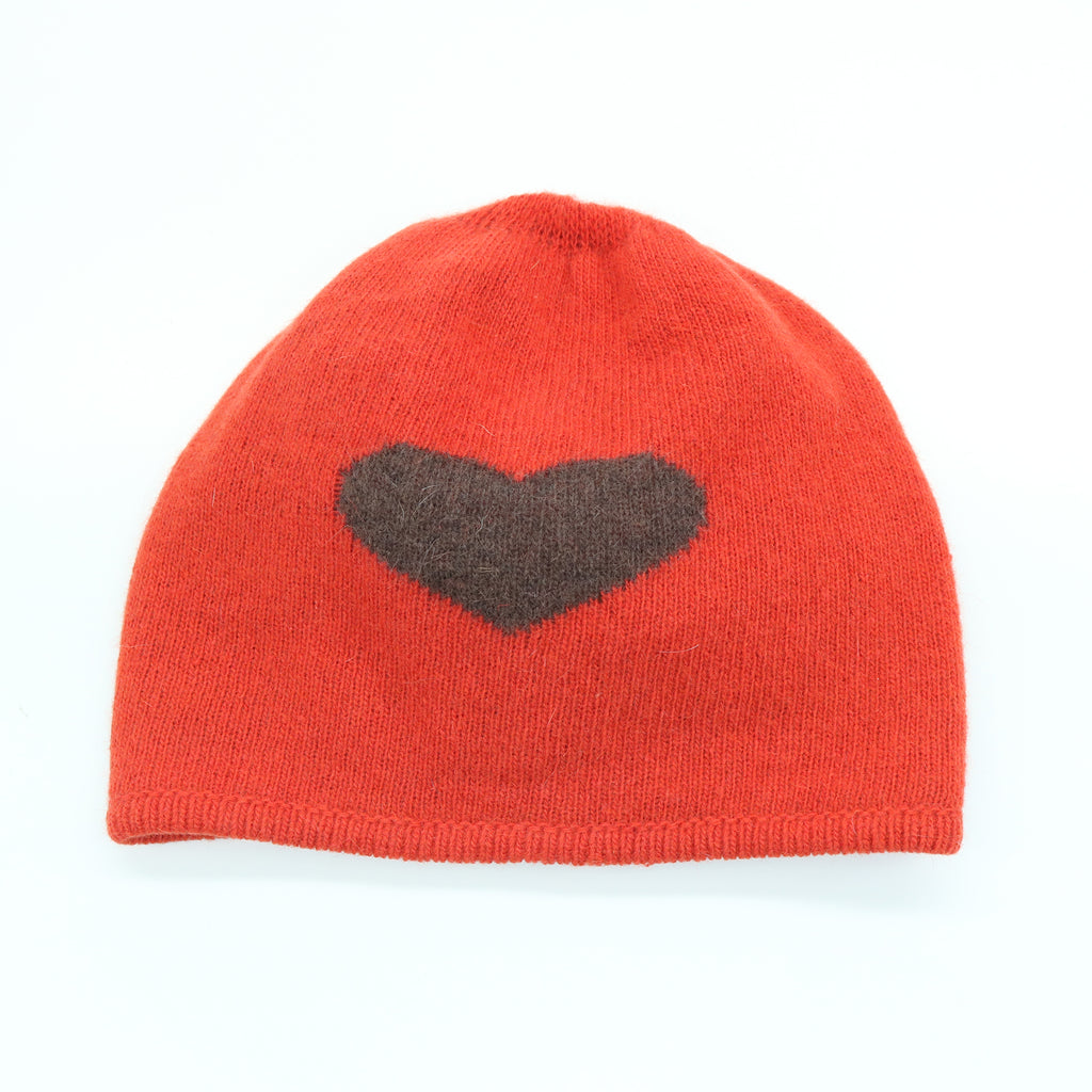 COLOR BLOCK HAT WITH HEART