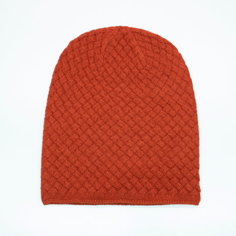 SLOUCHY HAT IN BASKET WEAVE STITCH