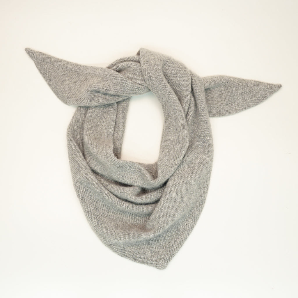 LIGHT GREY