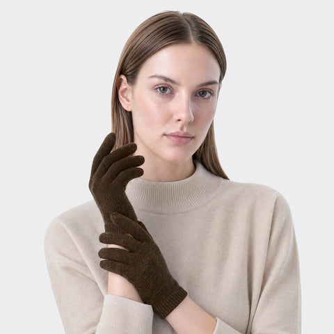 CHOCOLATE BROWN