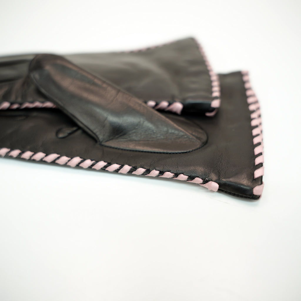 BLACK/PINK