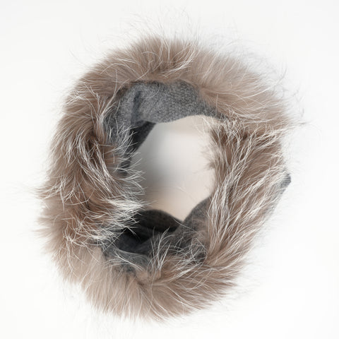 MEDIUM GREY