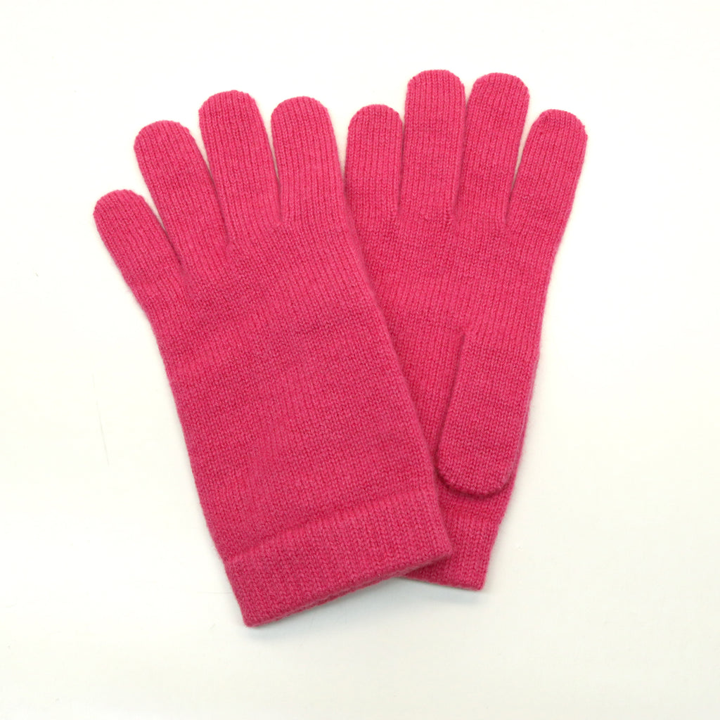 MAGENTA