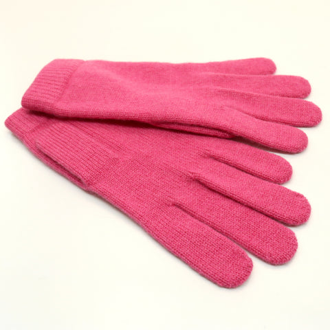 MAGENTA