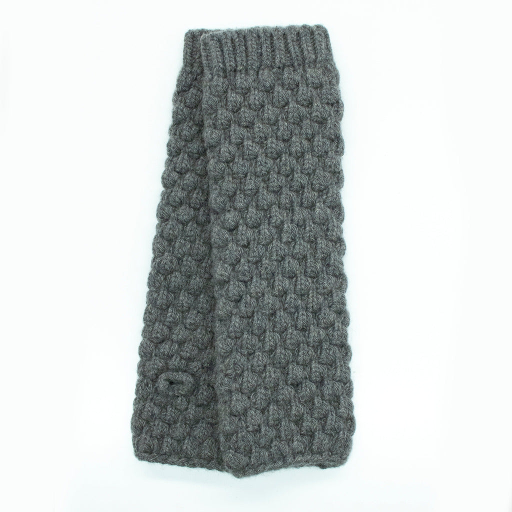 MEDIUM GREY